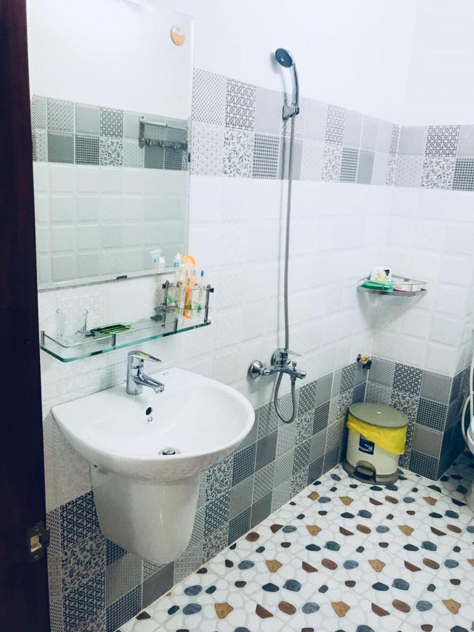 Hotel Duc Thanh Chi Khu Co Ong Eksteriør billede